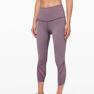 NWT lululemon wunder under HR cropped 23” scallop